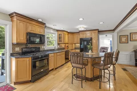 40 Blacksmith Rd, Dracut, MA 01826 photo 8