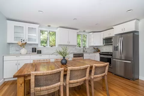 23 Lexington Rd, Wellesley, MA 02482 photo 6