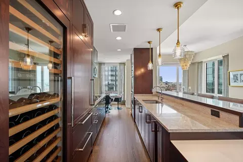 400 Stuart St #25E, Boston, MA 02116 photo 6