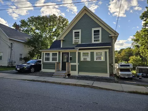 559 Cottage St, Athol, MA 01331