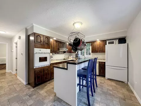 284 Mendall Rd, Acushnet, MA 02743 photo 13