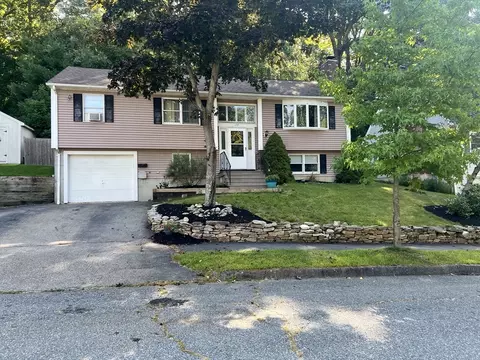 77 Darnell Rd, Worcester, MA 01606 photo 2