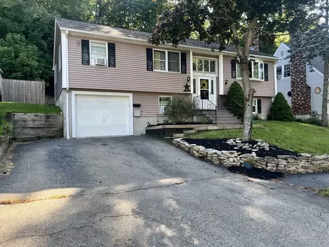 77 Darnell Rd, Worcester, MA 01606