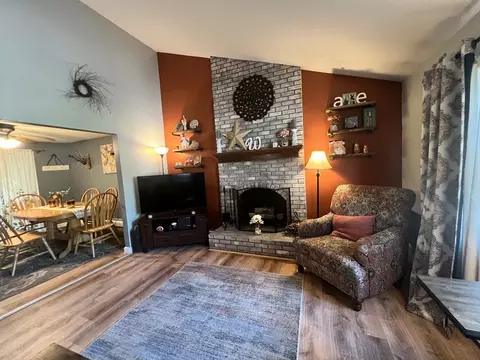 77 Darnell Rd, Worcester, MA 01606 photo 10