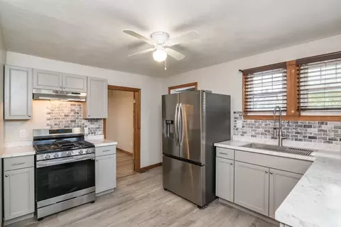 80 Colton St, Springfield, MA 01109 photo 9