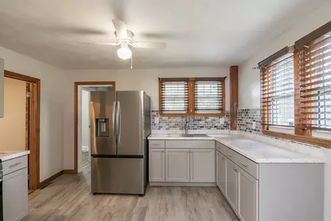 80 Colton St, Springfield, MA 01109 photo 8