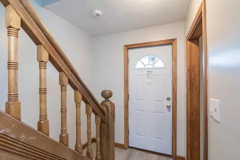80 Colton St, Springfield, MA 01109 photo 4