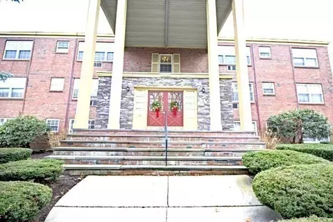 25 Woodsum Dr #1, Braintree, MA 02184
