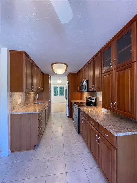 60 Maple St #G, Canton, MA 02021 photo 3
