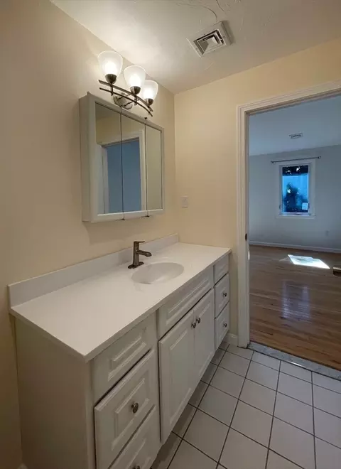 60 Maple St #G, Canton, MA 02021 photo 8