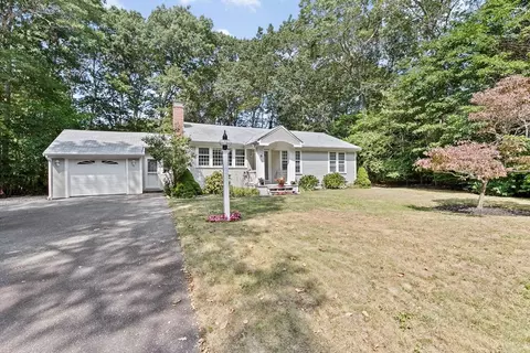 9 Herring Run Rd, Sandwich, MA 02537