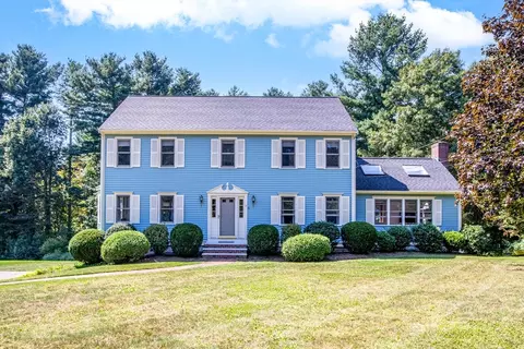 11 Lakeview Rd, Foxboro, MA 02035