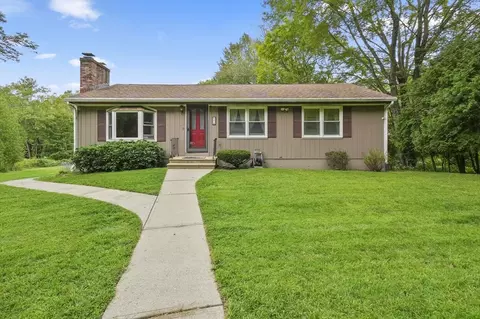 60 Mcintyre Rd, Oxford, MA 01537