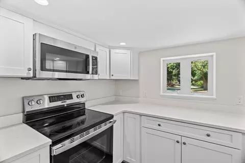 42 High St, Gloucester, MA 01930 photo 10