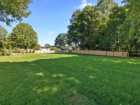 392 Cedar St #392, Dedham, MA 02026 photo 42