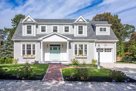17 Crest Cir, Yarmouth, MA 02673
