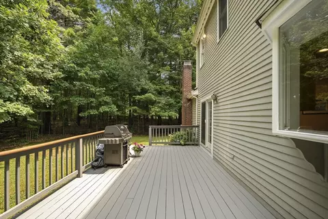 43 Wagon Rd, Walpole, MA 02081 photo 5
