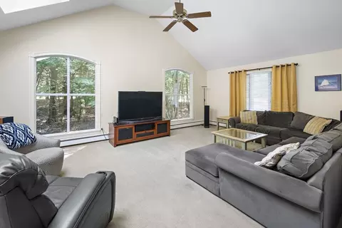 43 Wagon Rd, Walpole, MA 02081 photo 21
