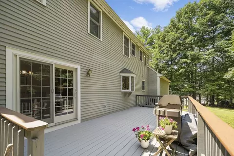 43 Wagon Rd, Walpole, MA 02081 photo 6