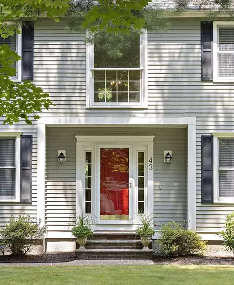 43 Wagon Rd, Walpole, MA 02081 photo 3