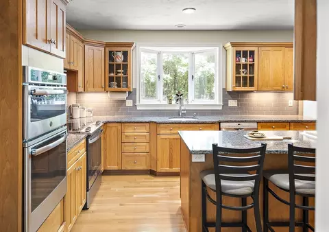 43 Wagon Rd, Walpole, MA 02081 photo 14