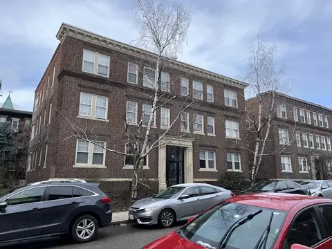 32 Park Vale, Boston, MA 02134