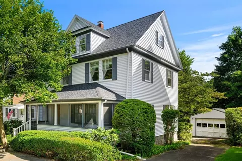 11 Capen St, Milton, MA 02186