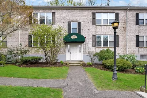 160 Newton St #1, Boston, MA 02135