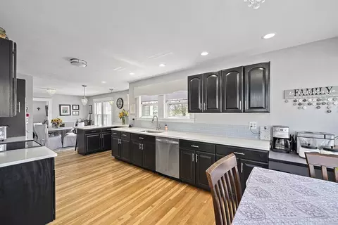 Kitchen - 4 Sunset Rd, Braintree, MA 02184 photo 3 of 3
