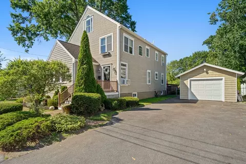 Exterior - 4 Sunset Rd, Braintree, MA 02184 photo 2 of 5