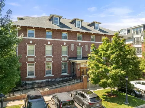190 Corey Rd #7, Boston, MA 02135