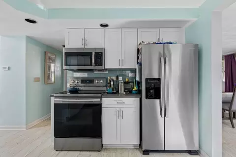 17 Lewis St, Reading, MA 01867 photo 11