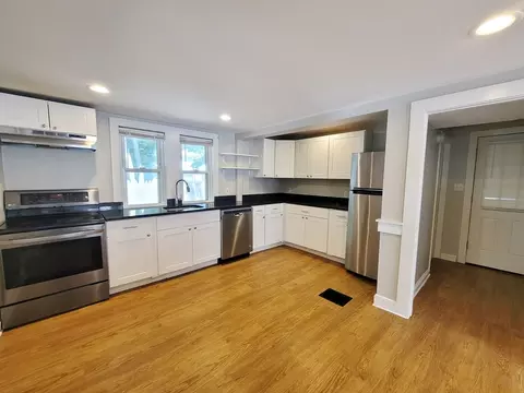 20 Arlington Rd, Dedham, MA 02026 photo 3