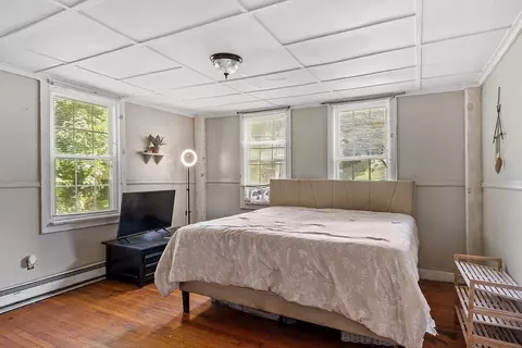 110 Maple St, Warren, MA 01083 photo 14