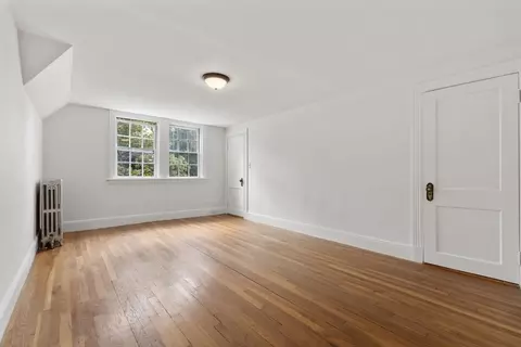 357 Clinton Rd, Brookline, MA 02445 photo 20