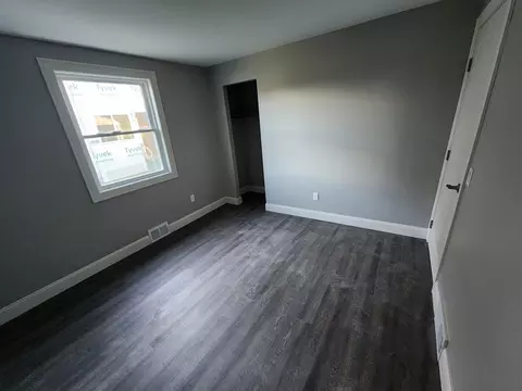 37 White St, Chicopee, MA 01013 photo 13