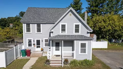 70 Carmine St, Lowell, MA 01852