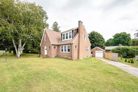 1 Pleasant Ter, Ware, MA 01082 photo 2