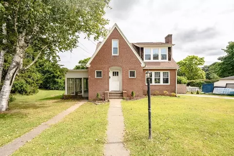 1 Pleasant Ter, Ware, MA 01082 photo 4