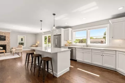 109 Altamont Ave, Melrose, MA 02176