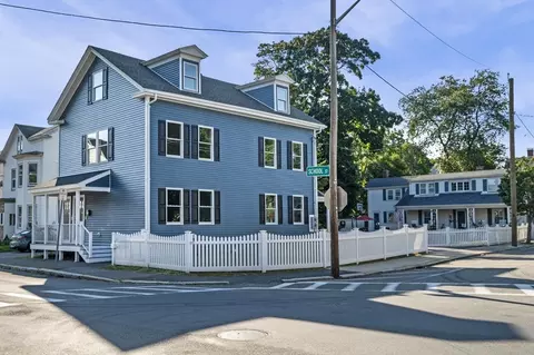 18-20 School St #1, Salem, MA 01970