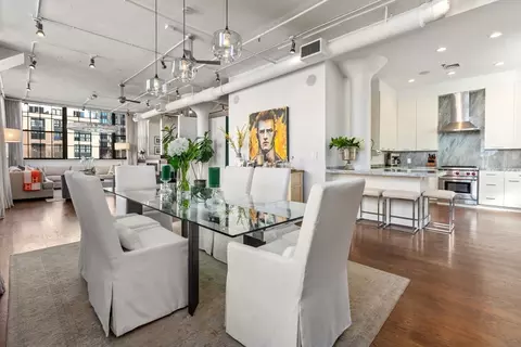 64 E Brookline St #5, Boston, MA 02118