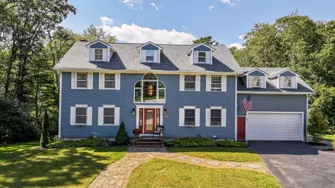 59 William Bradford Rd, Dartmouth, MA 02747