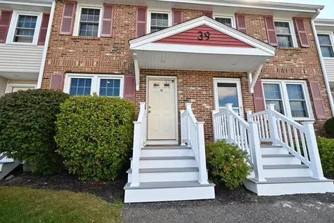 39 Foxmeadow Ave #DD, Leominster, MA 01453