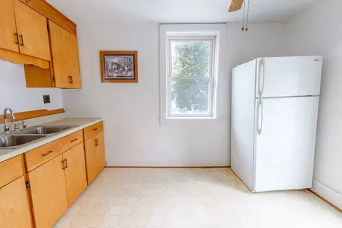 60 North St, Ware, MA 01082 photo 19