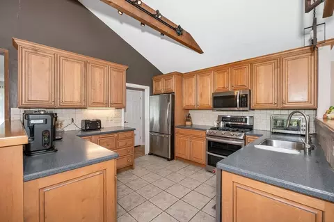 152 Fox Ave, Dracut, MA 01826 photo 8