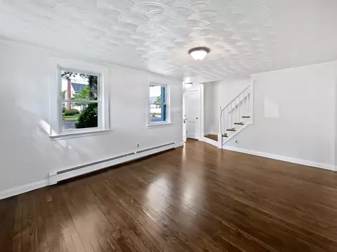 444 Lowell St, Reading, MA 01867 photo 3