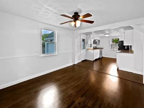444 Lowell St, Reading, MA 01867 photo 12
