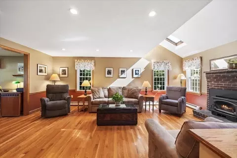 181 Devon St, Taunton, MA 02780 photo 12
