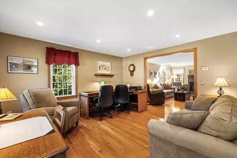 181 Devon St, Taunton, MA 02780 photo 10